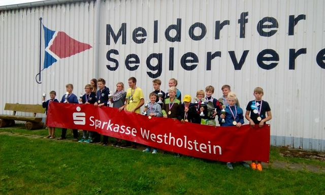 Unsere Jugend bei einer Regatta in Meldorf