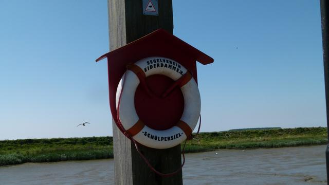 Rettungsring am Steg