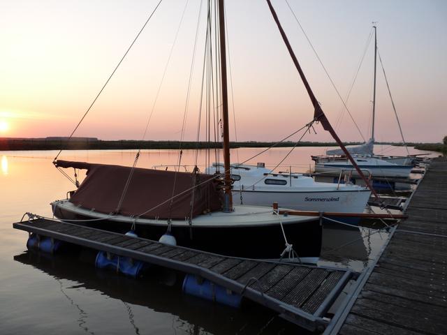 Sonnenuntergang am Steg
